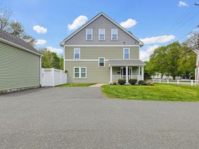 1362 Great Plain Ave 1, Needham MA 02492