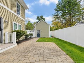 1362 Great Plain Ave 1, Needham MA 02492