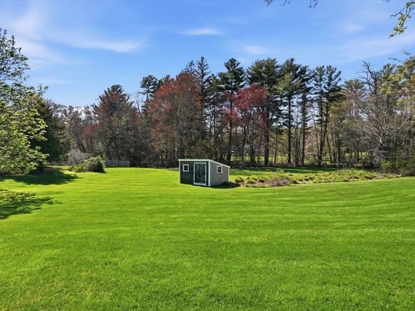 215 Prospect St, Hingham MA 02043