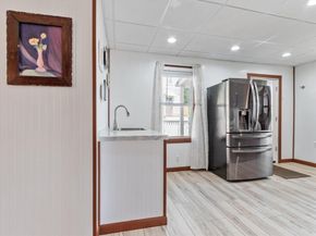 28 Lakewood St, Worcester MA 01603