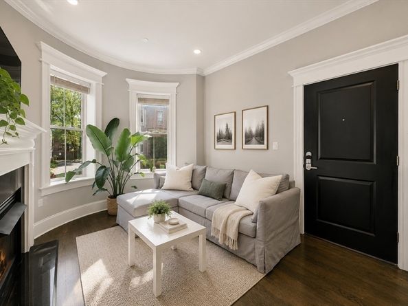 209 Green St, Cambridge MA 02139