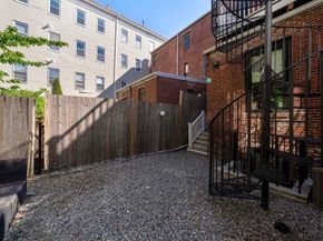 209 Green St, Cambridge MA 02139