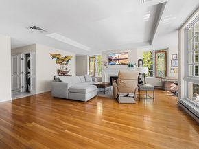 63 Garden Rd C5, Wellesley MA 02481