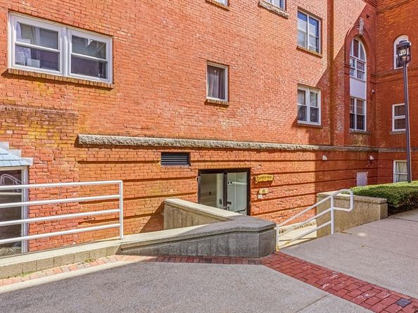 45 Main St 27, Wareham MA 02571