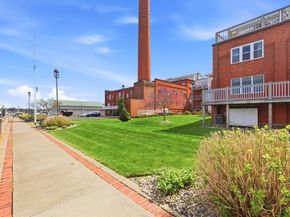 45 Main St 27, Wareham MA 02571