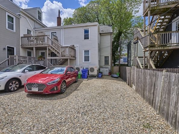 74 School Street 3, Boston MA 02129