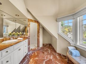 1 Graystone Ln, Weston MA 02493
