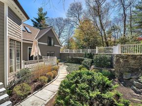 1 Graystone Ln, Weston MA 02493