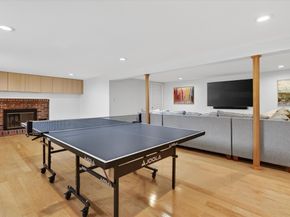76 Goodnough Rd, Brookline MA 02467