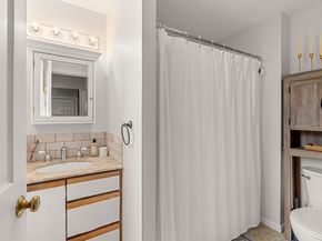 652 E 2nd St, Boston MA 02127
