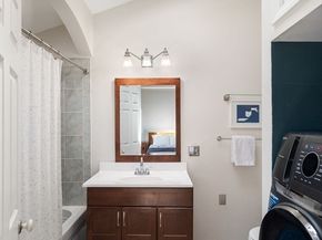 314 W 4th St 3, Boston MA 02127