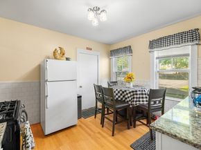 38 Pembroke St, Medford MA 02155