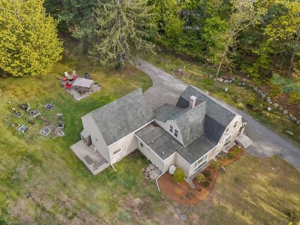 31 Mixter Rd, Holden MA 01520