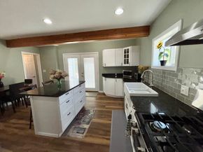 4 Central Ave, Northbridge MA 01534
