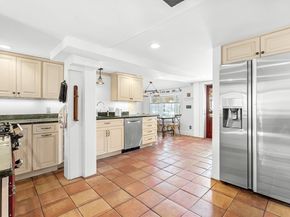 11 County St, Ipswich MA 01938