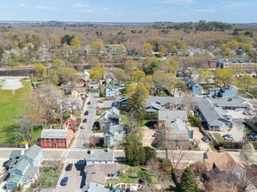 11 County St, Ipswich MA 01938