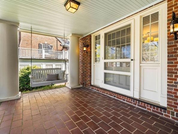 292 Pond St, Boston MA 02130