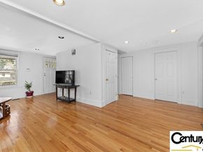 15 Murray Hill Rd, Medford MA 02155