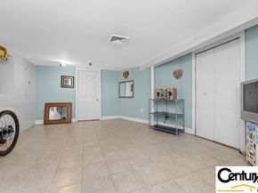 15 Murray Hill Rd, Medford MA 02155