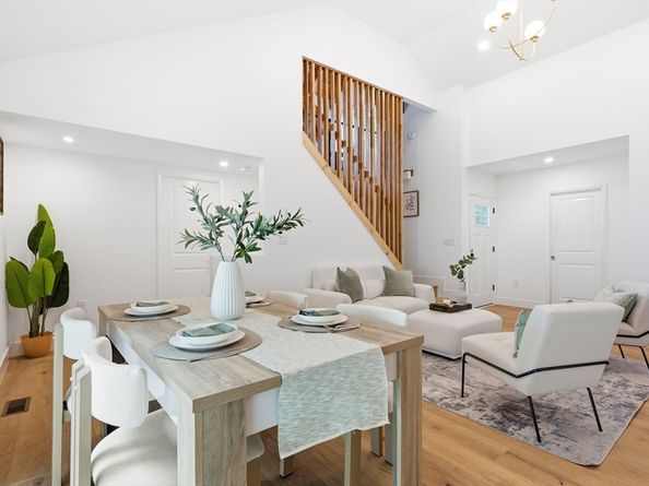 6 Amherst Rd, Hopkinton MA 01748