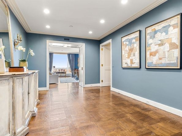 2 Commonwealth Avenue 15EF, Boston MA 02116