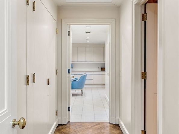 2 Commonwealth Avenue 15EF, Boston MA 02116