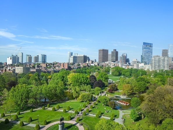 2 Commonwealth Avenue 15EF, Boston MA 02116