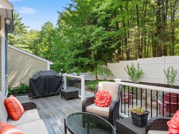 126 Georgetown Rd, West Newbury MA 01985