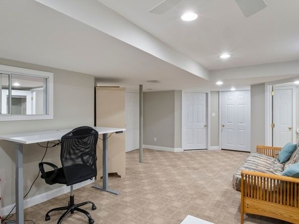 126 Georgetown Rd, West Newbury MA 01985