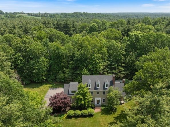 126 Georgetown Rd, West Newbury MA 01985