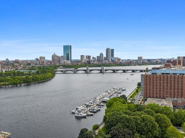 150 Cambridge St 403, Cambridge MA 02141