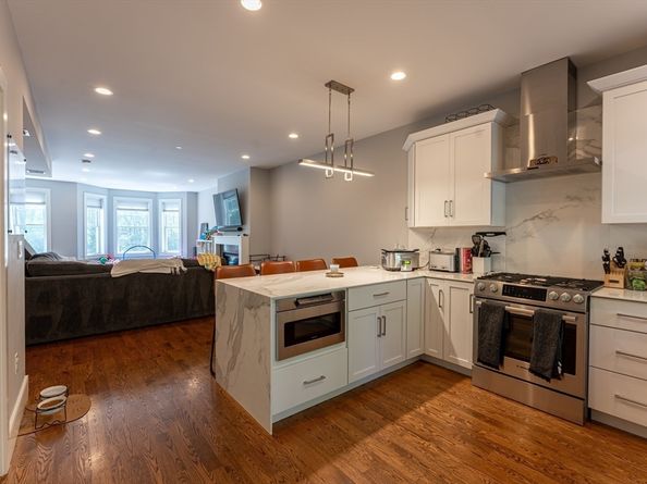 583 Baker St 583, Boston MA 02132
