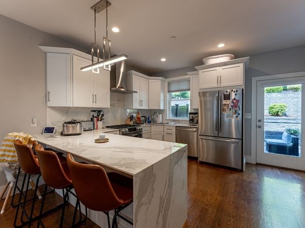 583 Baker St 583, Boston MA 02132