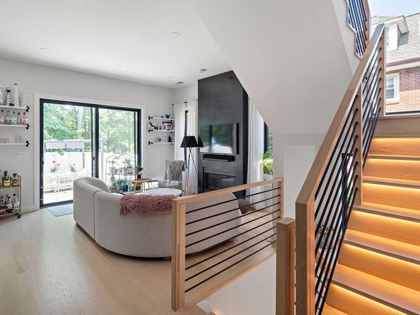 70 Washington St 70, Newton MA 02458