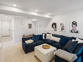 70 Washington St 70, Newton MA 02458
