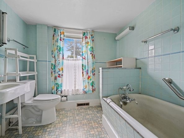 651 Point Road, Marion MA 02738