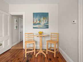 148-150 Pleasant St 2, Marblehead MA 01945