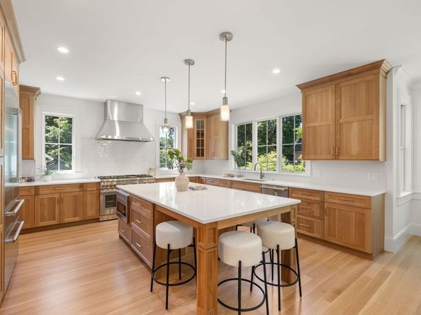 233 Warren Street, Needham MA 02492