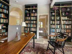 13 Cottage St, Marion MA 02738