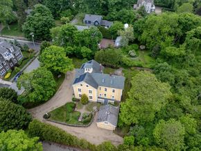 13 Cottage St, Marion MA 02738
