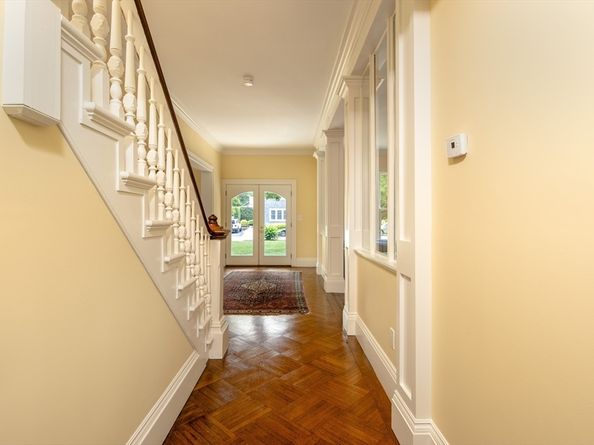 13 Cottage St, Marion MA 02738