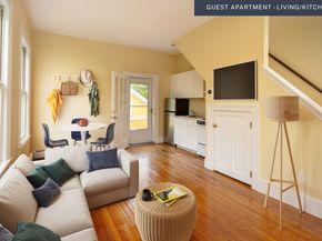 13 Cottage St, Marion MA 02738