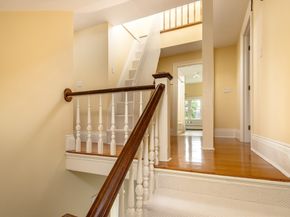 13 Cottage St, Marion MA 02738