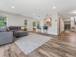 36 N Stone Mill Dr 1224, Dedham MA 02026