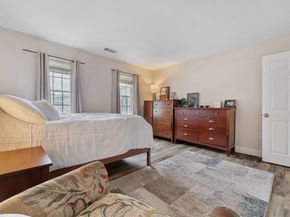 36 N Stone Mill Dr 1224, Dedham MA 02026