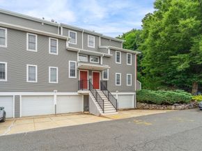 36 N Stone Mill Dr 1224, Dedham MA 02026