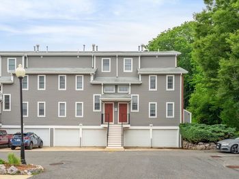 36 N Stone Mill Dr