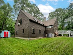 43 Mill Rd, North Andover MA 01845