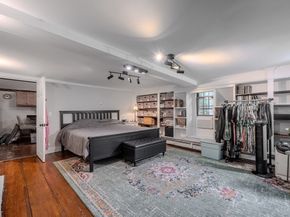 43 Mill Rd, North Andover MA 01845