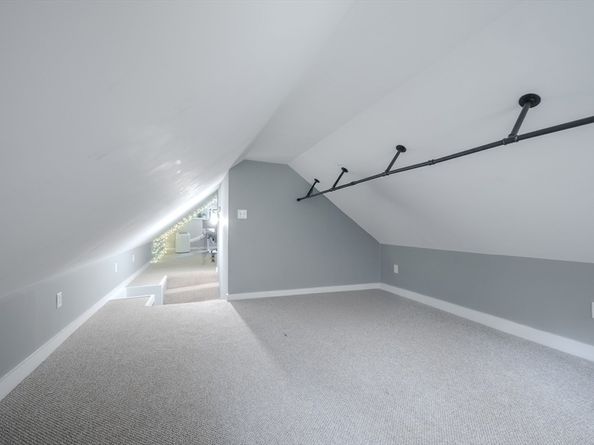 43 Mill Rd, North Andover MA 01845